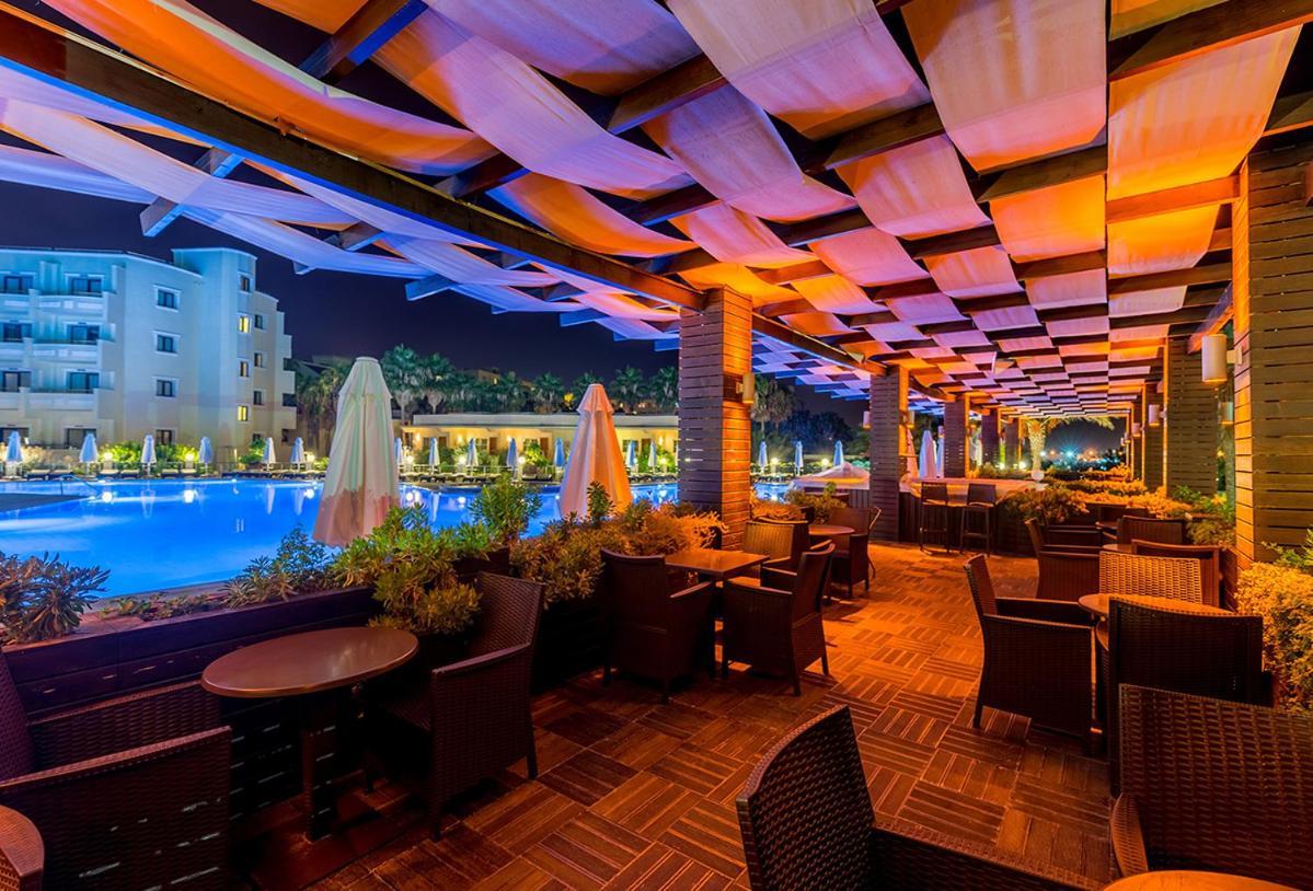 Vuni Palace Luxury Resort & Beach & Casino Kyrenia  Exteriér fotografie