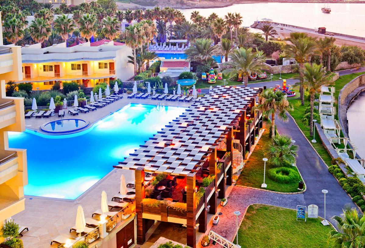 Vuni Palace Luxury Resort & Beach & Casino Kyrenia  Exteriér fotografie